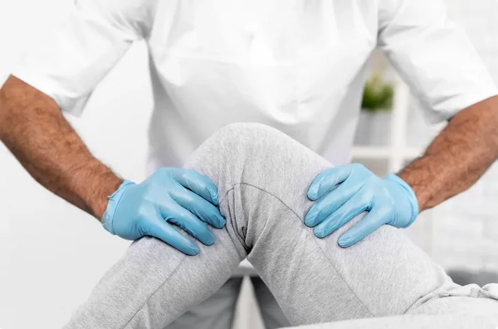 Jak znaleźć dobrego ortopedę w swojej okolicy? Praktyczny poradnik