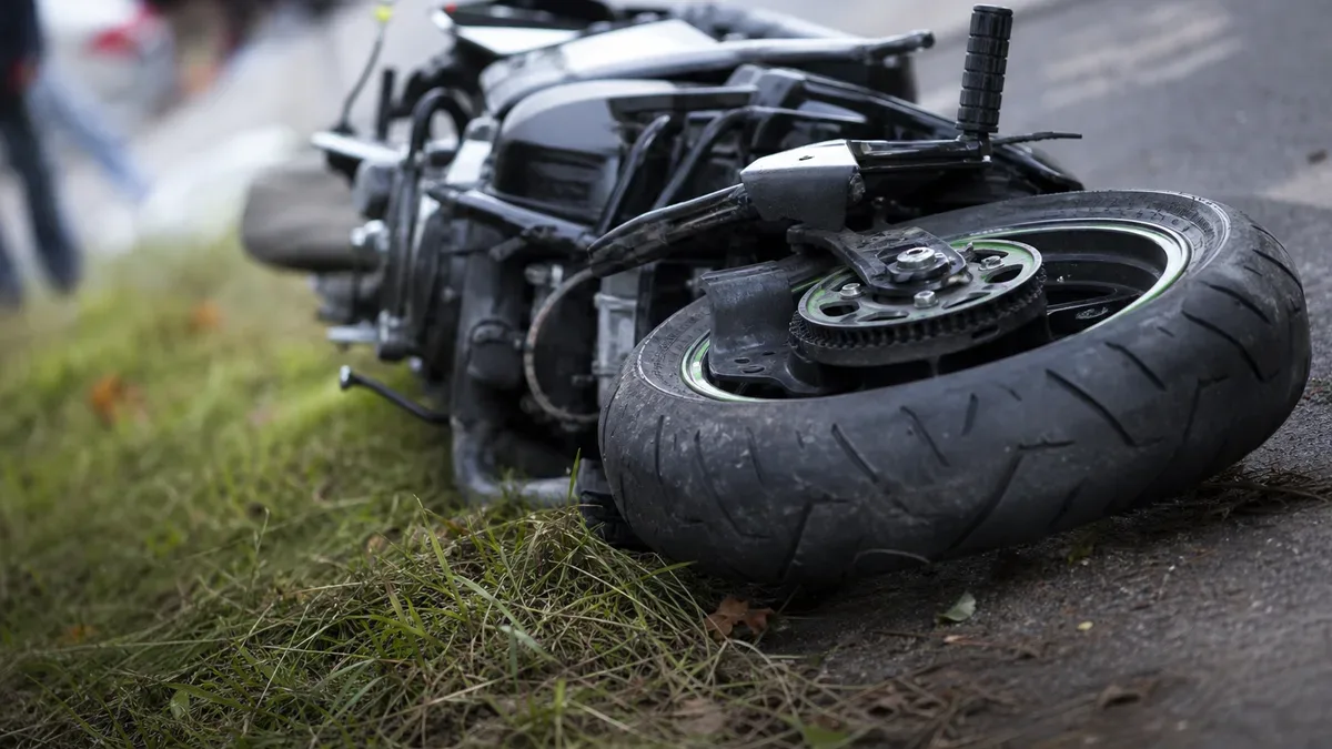 Prawie 3 promile na motocyklu. 39-latek zatrzymany po obywatelskim ujęciu