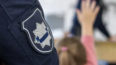 Nie tylko droga do szkoły. Policjanci przypomnieli dzieciom o zagrożeniach