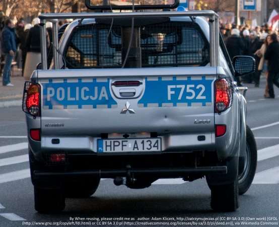 Policja Lublin: Policyjny pościg za nietrzeźwym 42-latkiem, który jechał kradzionym autem