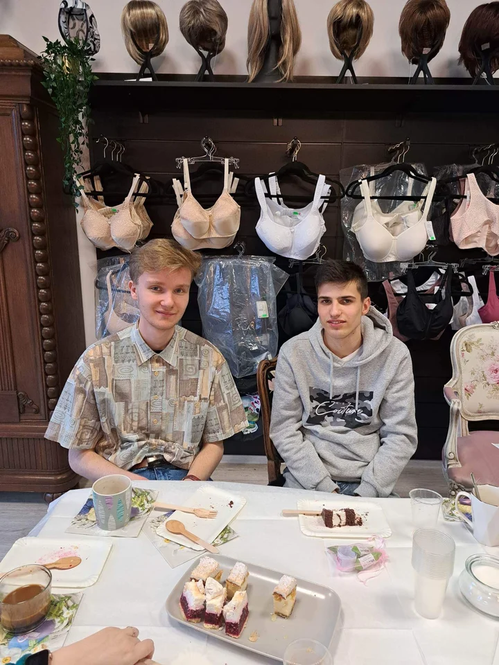 Grafika promocyjna wydarzenia spotkanie 08.12 — Zimowa kawa i rozmowy