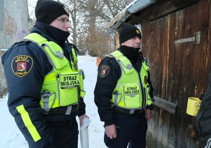Miasto mobilizuje służby - dodatkowe patrole i pomoc dla osób zagrożonych wychłodzeniem