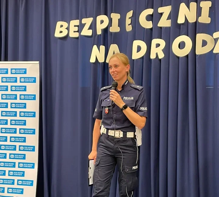 Quizy, boisko i odblaski. Policjanci uczyli bezpieczeństwa w Lublinie