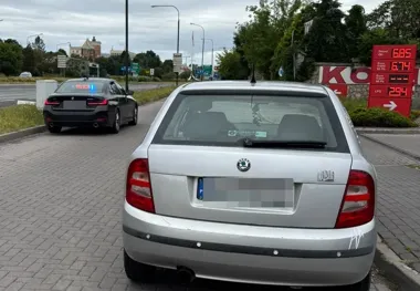 Chciał ścigać się z policyjnym BMW. Jechał bez uprawnień i po alkoholu