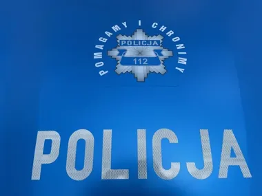 Prawie czołowe zderzenie na Romera. Policjant po służbie zatrzymał kierowcę