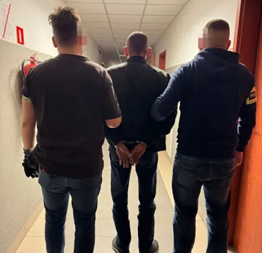 Pijany ojciec przyjechał po dziecko do przedszkola - policja nie miała wątpliwości