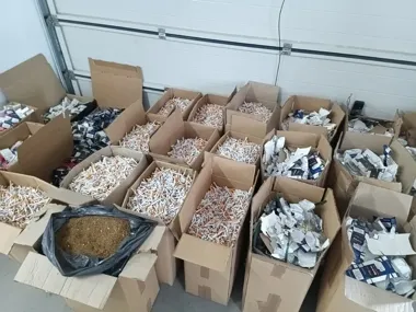 Zatrzymany bus w Lublinie odsłonił kontrabandę liczoną w milionach