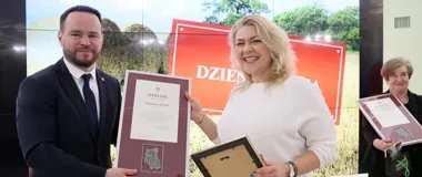 Sołtysi docenieni – wojewoda wręczył dyplomy, Marysin jedzie na finał